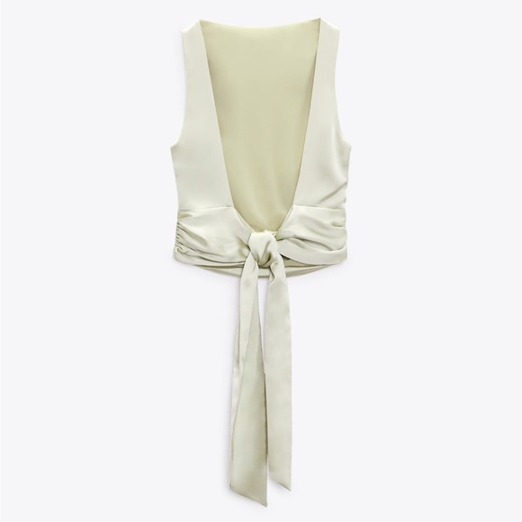 Zara open back satin effect top. Size: XS. Color: Light Green - Picture 2 of 10